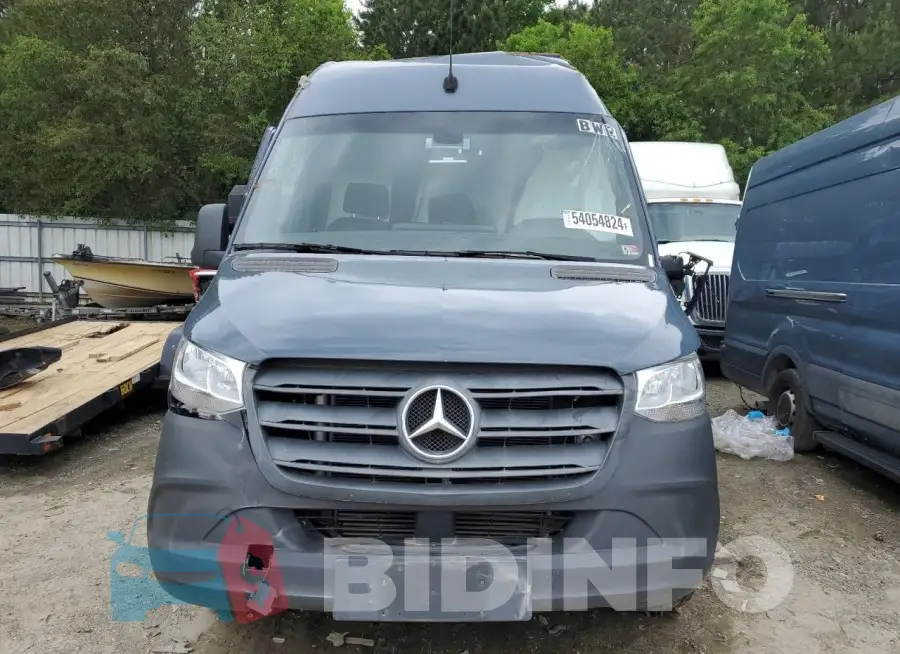 WD4PF1CD7KP140015 Photo# 5