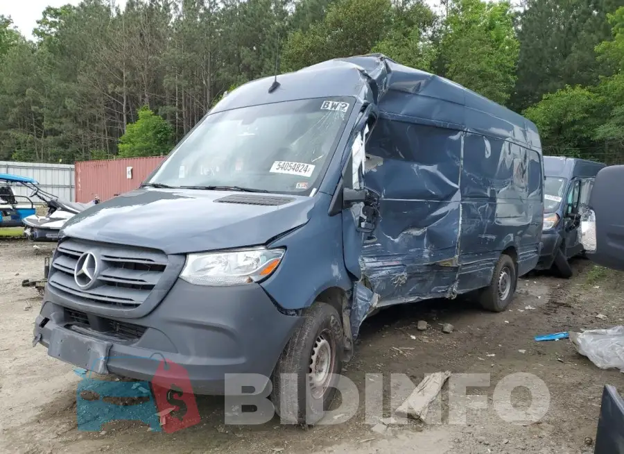 WD4PF1CD7KP140015 Photo# 1