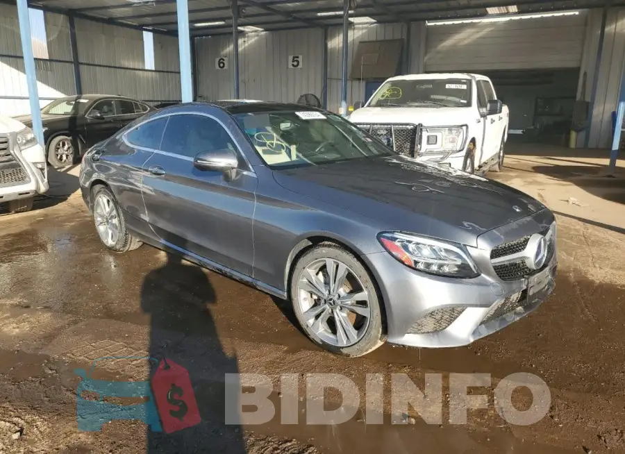 WDDWJ8EB8KF784319 Photo# 4