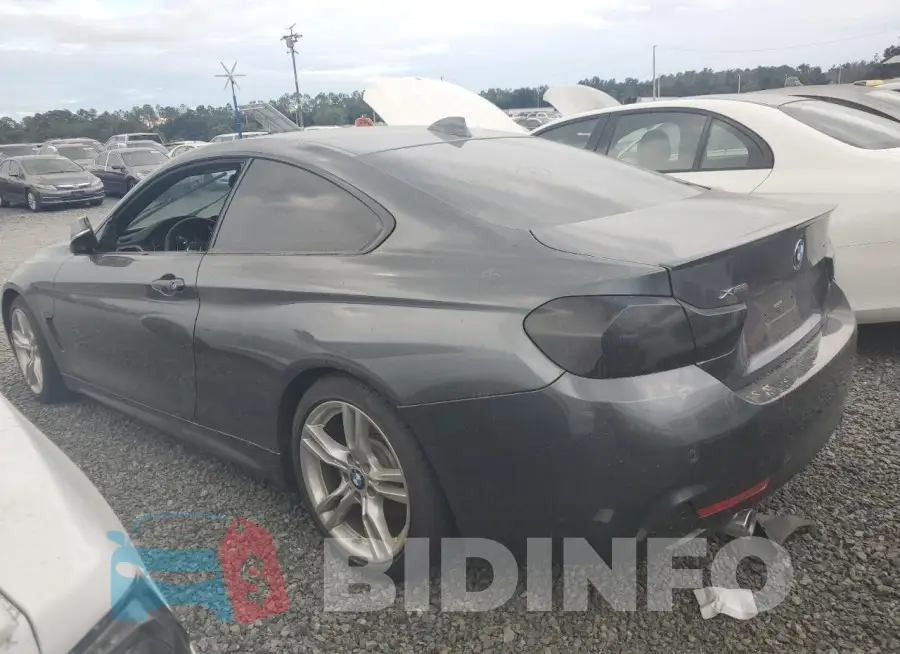 WBA4W9C54KAF98652 Photo# 2