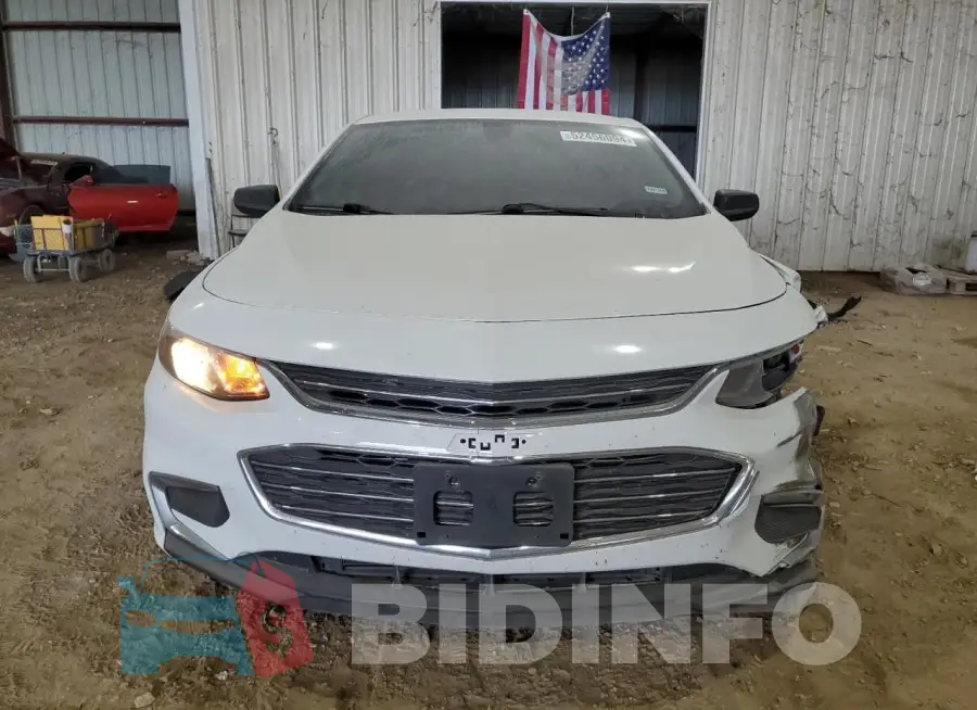 1G1ZB5ST8JF175657 Photo# 5
