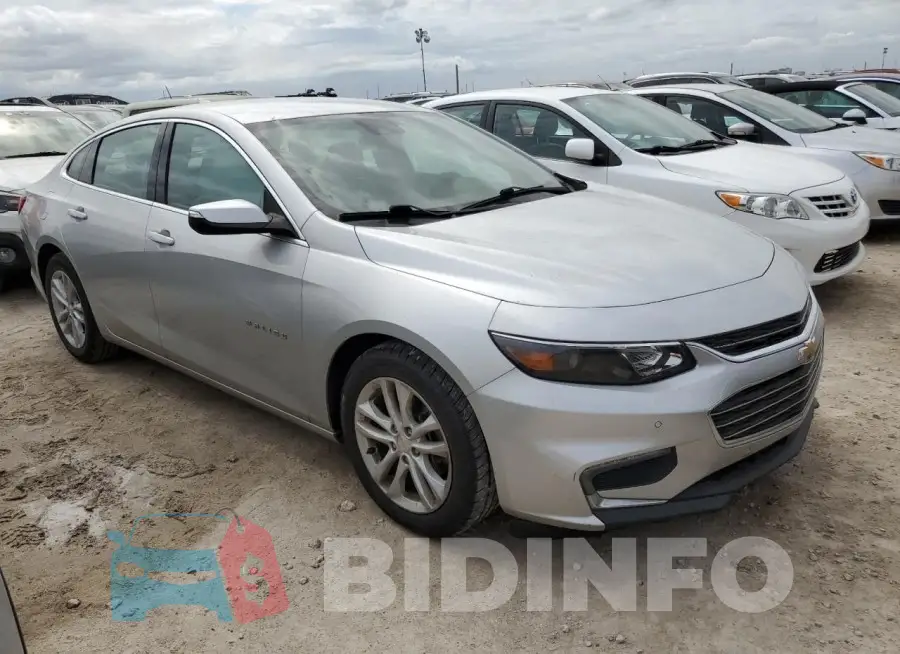 1G1ZD5ST0JF258381 Photo# 4