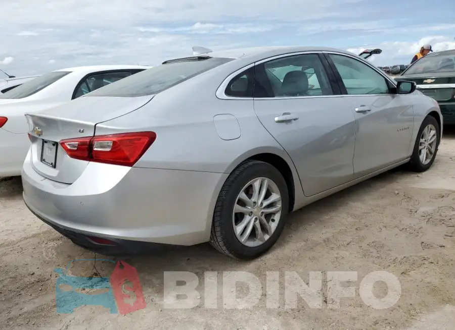 1G1ZD5ST0JF258381 Photo# 3