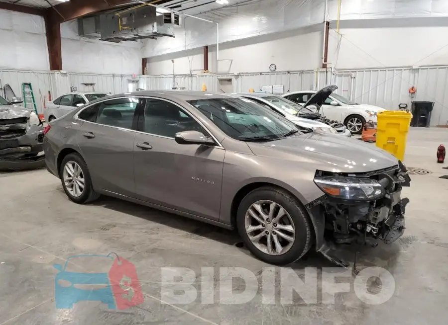 1G1ZD5ST3JF184244 Photo# 4