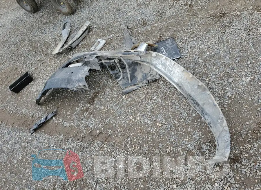 1GNSKJKC8GR457555 Photo# 13
