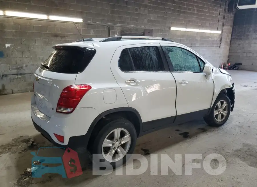 KL7CJPSB0JB661693 Photo# 3
