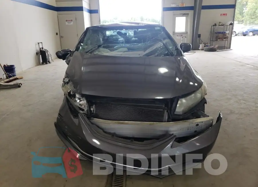 19XFB2F79FE219432 Photo# 5