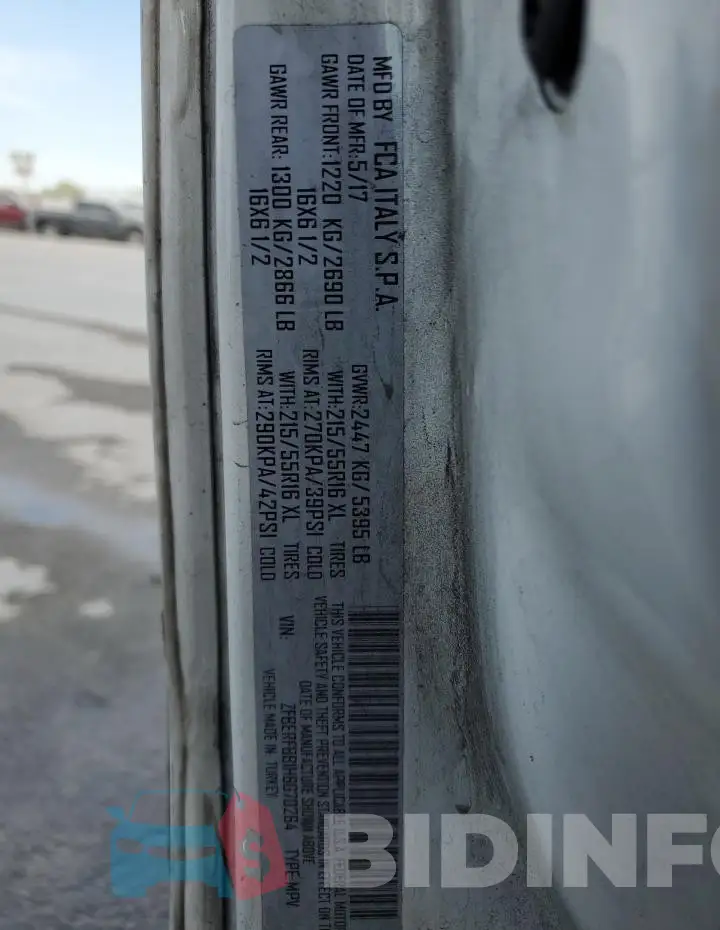 ZFBERFBB1H6G70264 Photo# 12