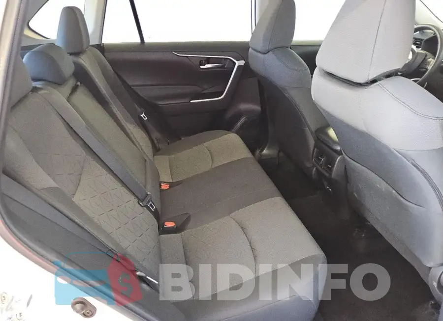 2T3P1RFV2PW377289 Photo# 11