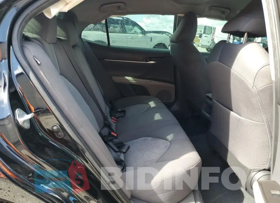 4T1C11AK6PU115197 Photo# 10
