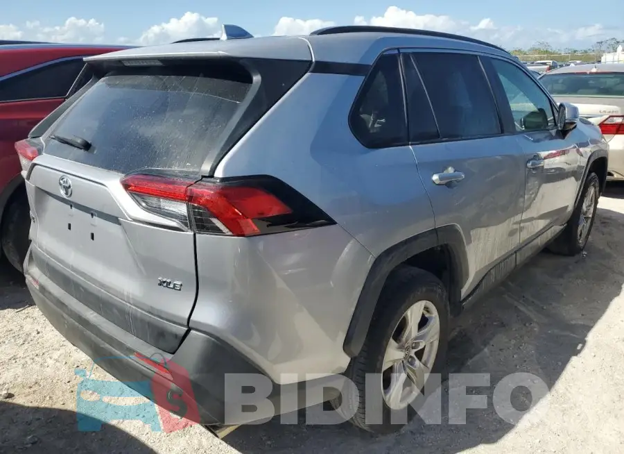 JTMW1RFV0KD013938 Photo# 3