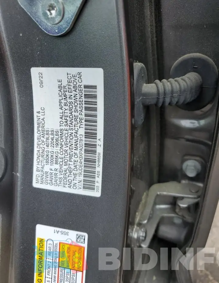 19UDE4H3XPA007813 Photo# 12