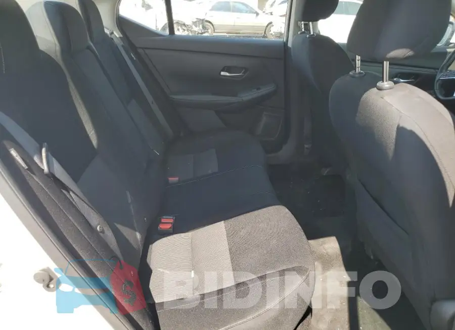 3N1AB8CV4NY220424 Photo# 10
