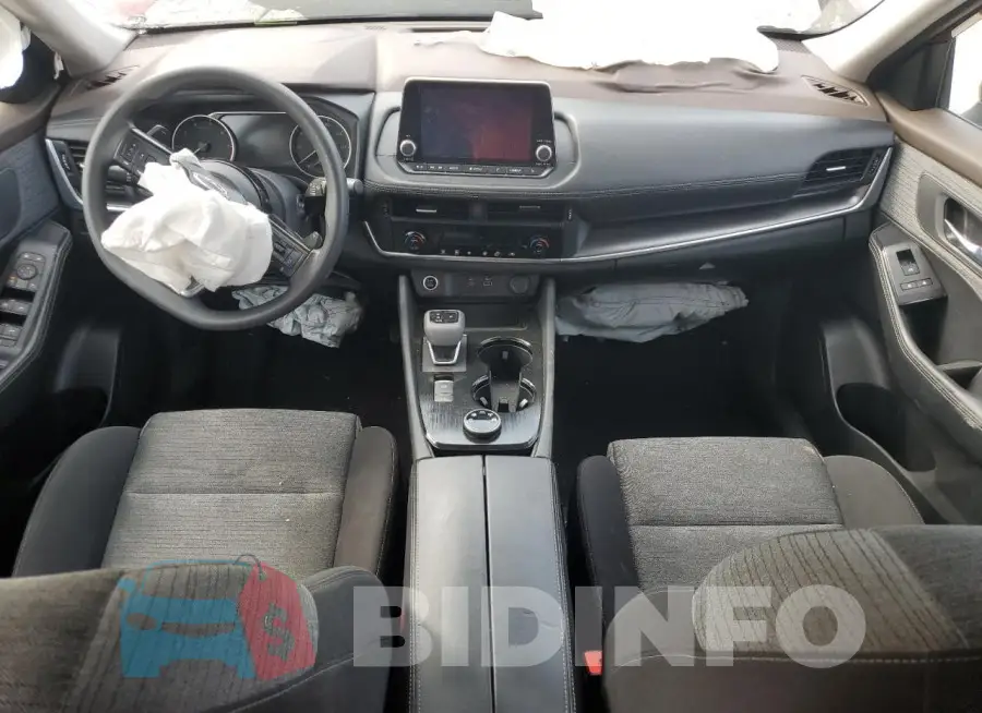 JN8BT3BBXPW182527 Photo# 8