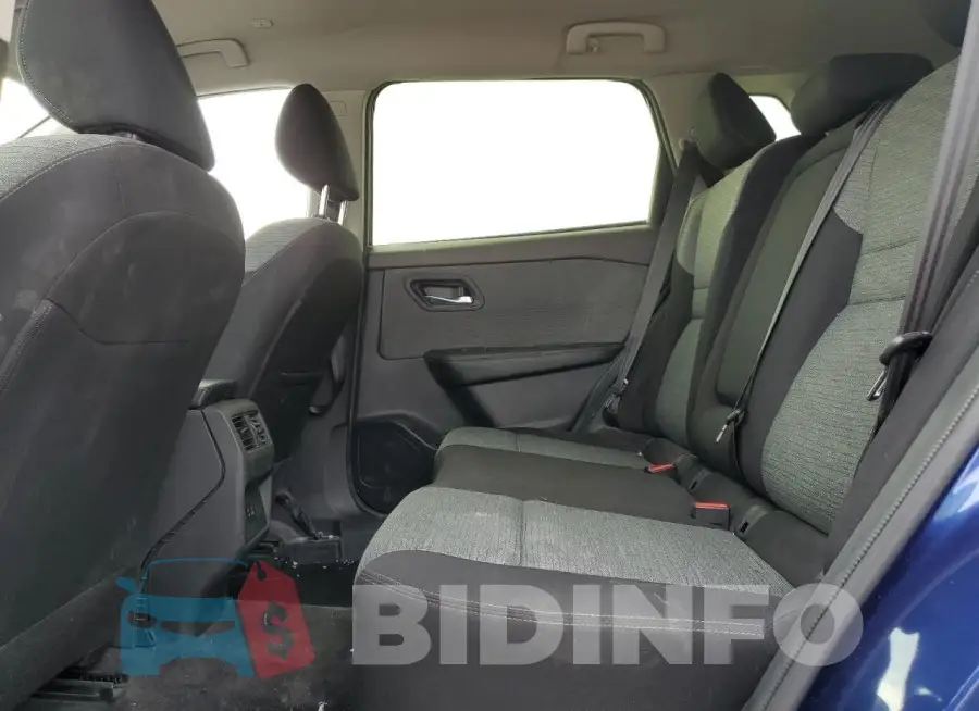 JN8BT3BBXPW482536 Photo# 11