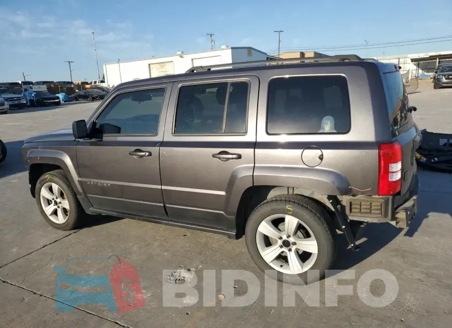 1C4NJPFB2HD183443 Photo# 2