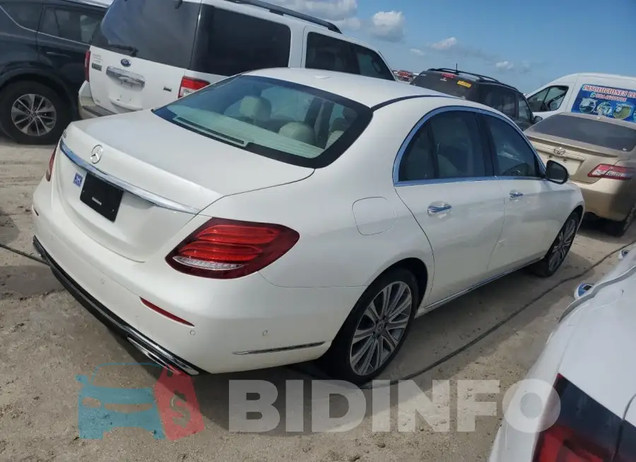 WDDZF4JB6KA591158 Photo# 3
