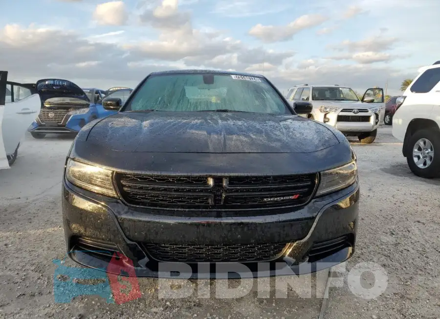 2C3CDXBG2PH687867 Photo# 5