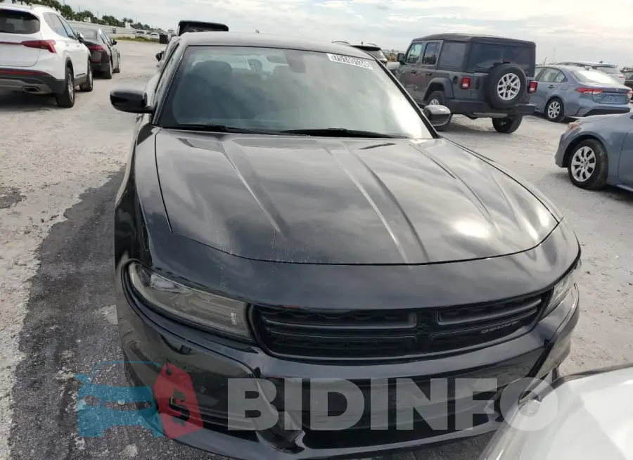 2C3CDXBG5PH687880 Photo# 5
