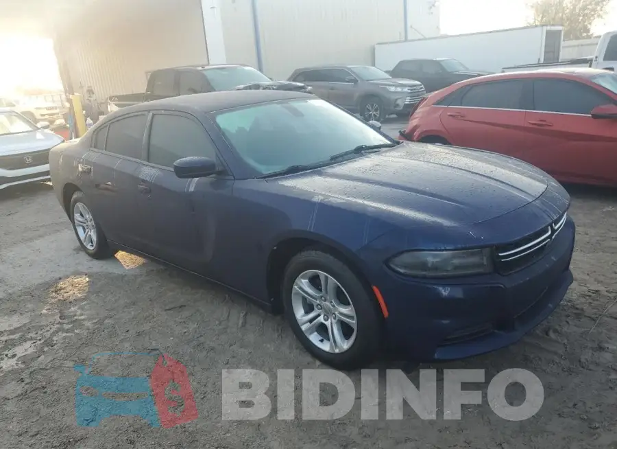 2C3CDXBG8FH744894 Photo# 4