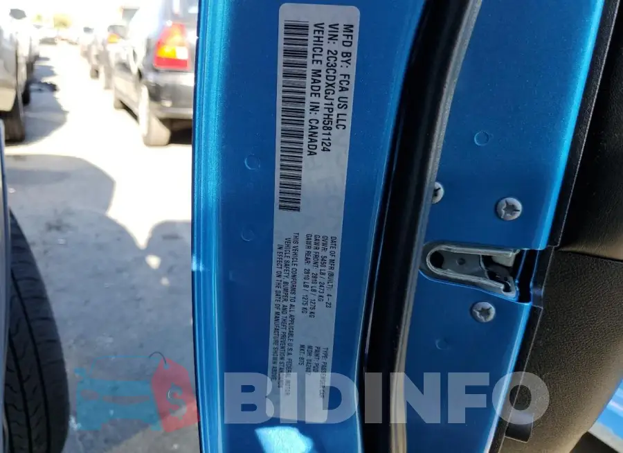 2C3CDXGJ1PH581124 Photo# 12