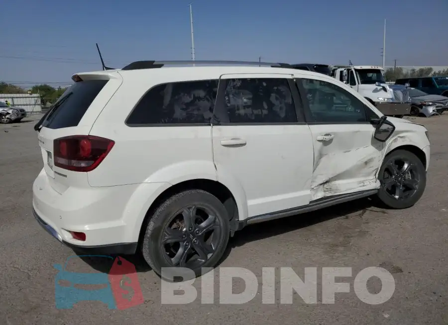 3C4PDCGB8LT206363 Photo# 3