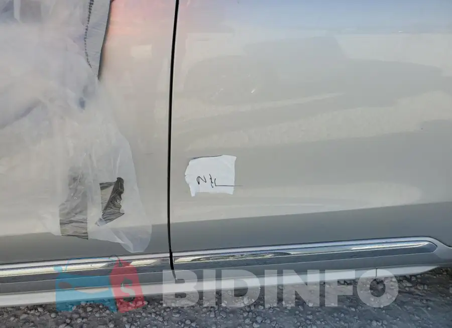 YV4A22PL5M1693641 Photo# 13