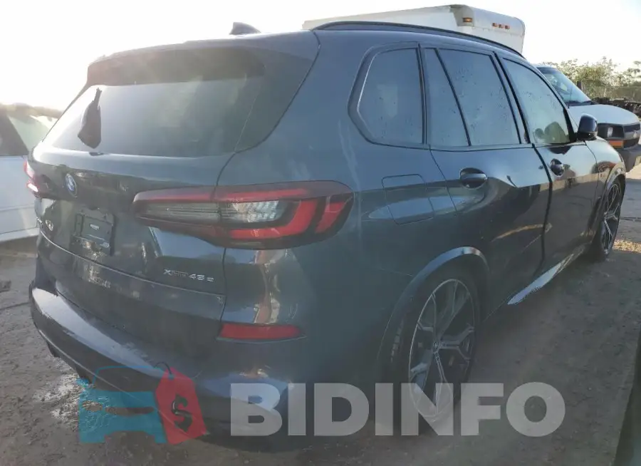 5UXTA6C07N9N38835 Photo# 3