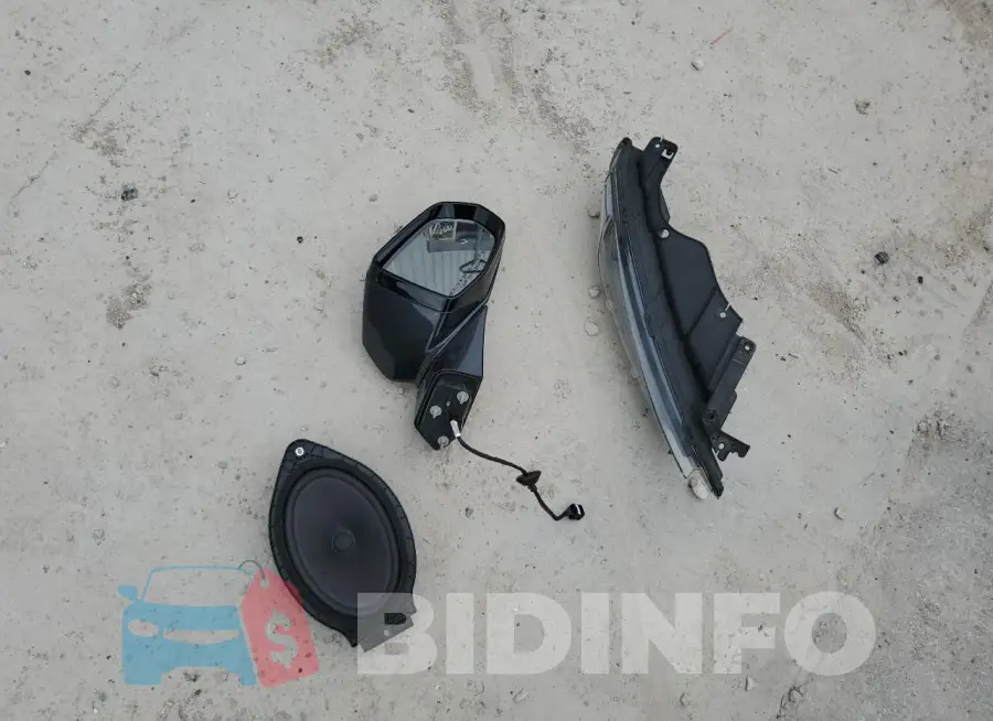 3GNKBHRS5MS509335 Photo# 12