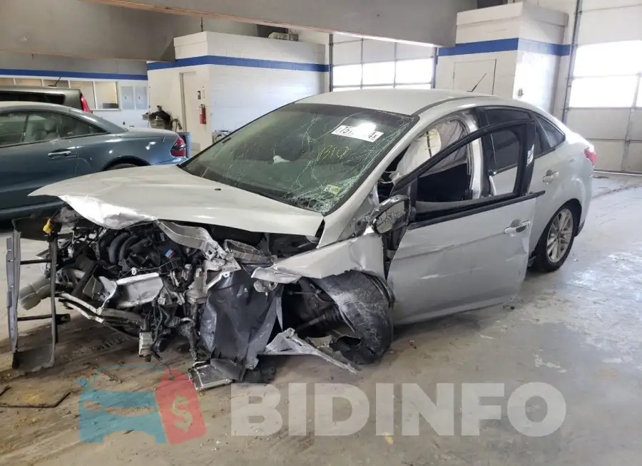 1FADP3F29HL327665 Photo# 1
