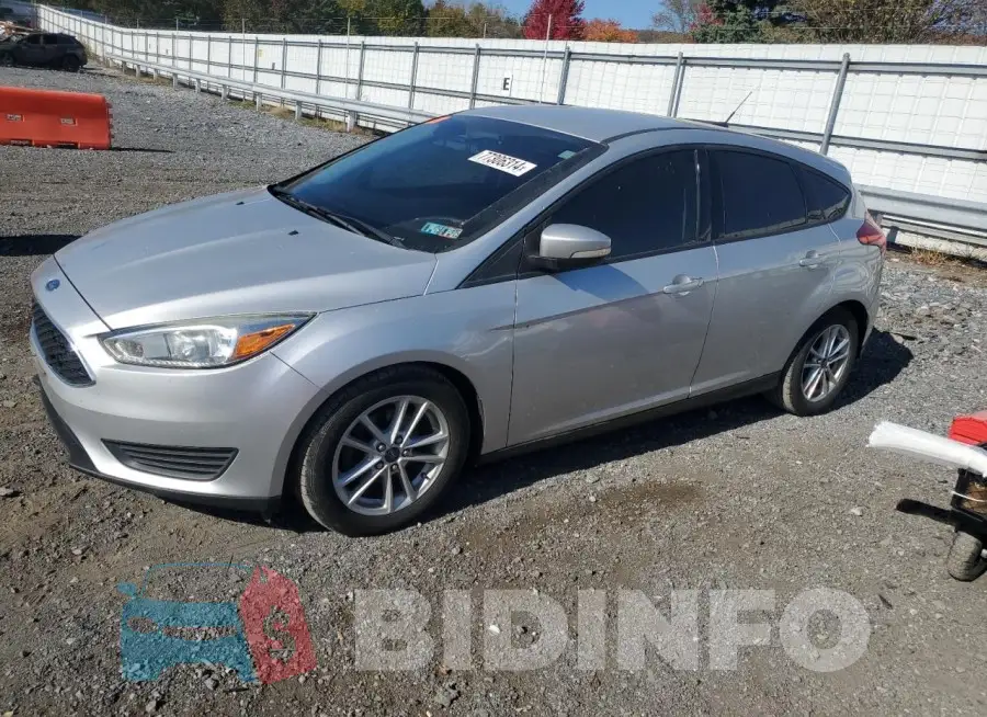 1FADP3K22FL350627 Photo# 1