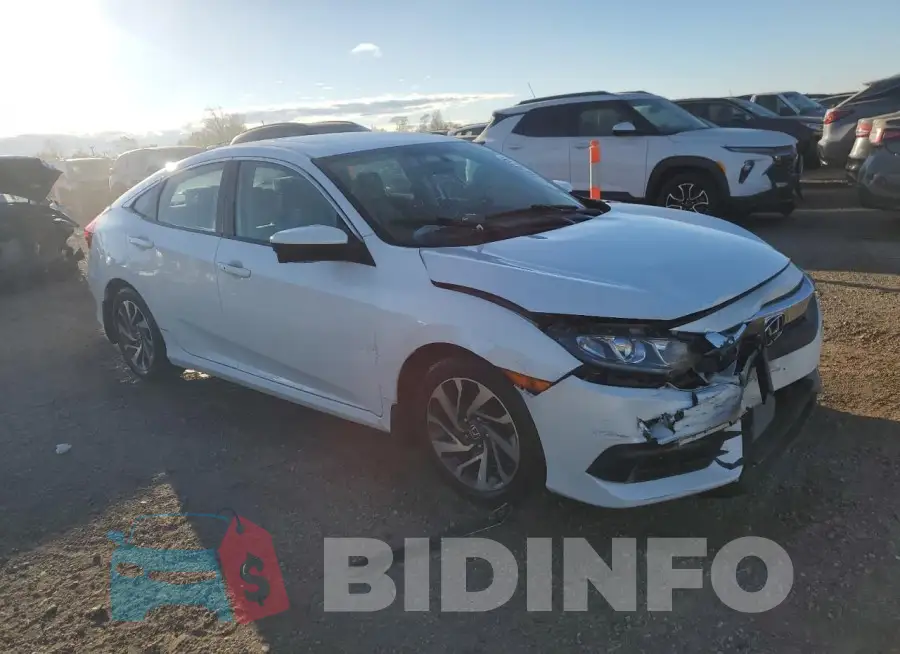 19XFC2F7XGE016077 Photo# 4