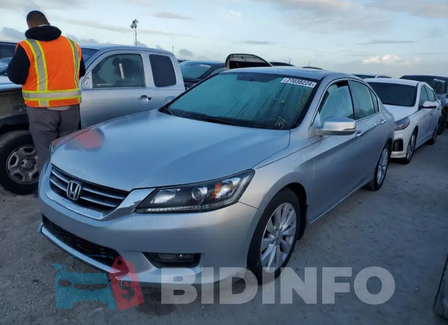 1HGCR2F73FA057347 Photo# 1
