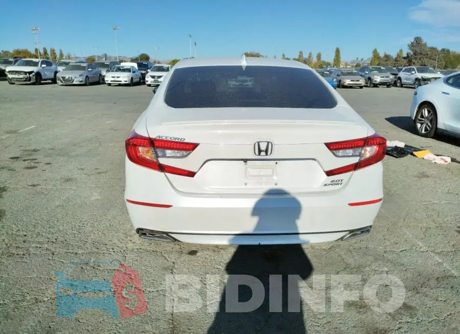 1HGCV2F30KA008688 Photo# 6
