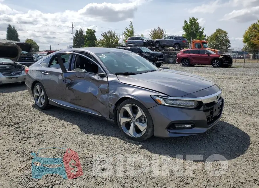 1HGCV2F91JA048765 Photo# 4