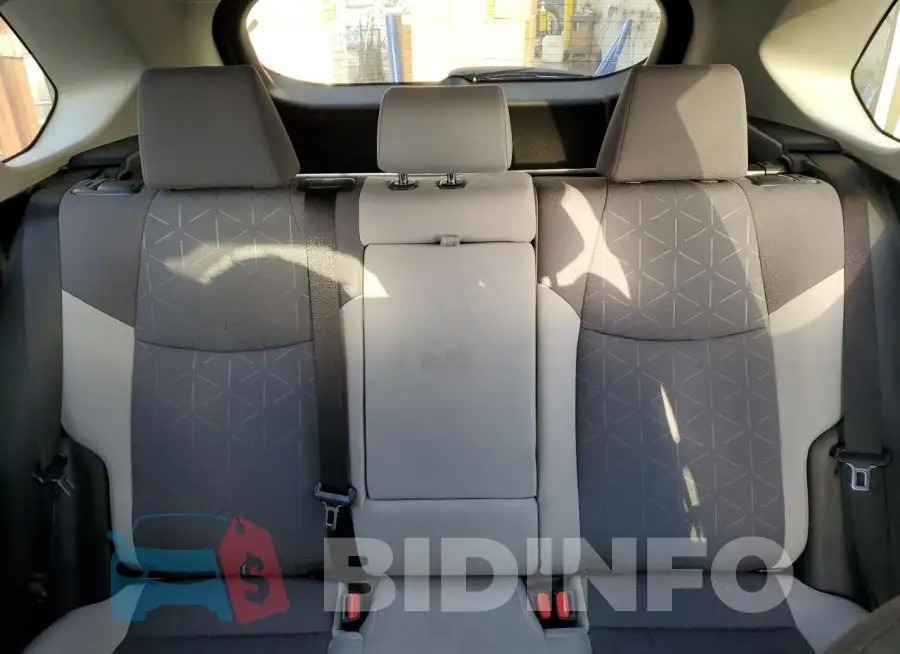 JTMW1RFV8MD063134 Photo# 10
