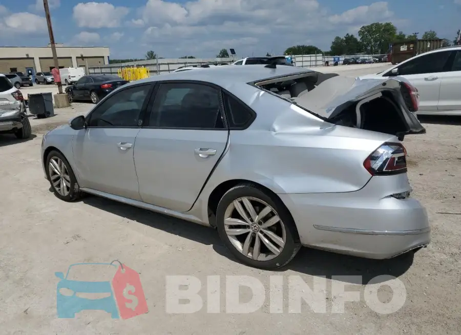 1VWLA7A32KC012869 Photo# 2