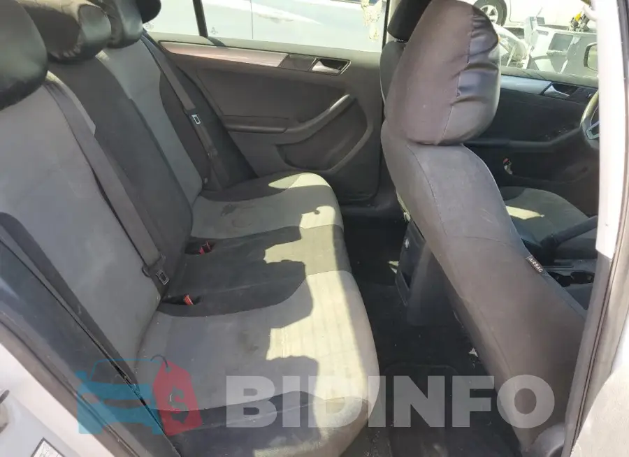 3VW2B7AJ1HM316581 Photo# 10
