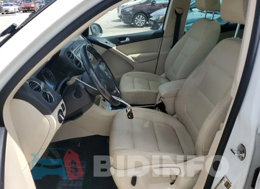 WVGAV7AX6FW542201 Photo# 7