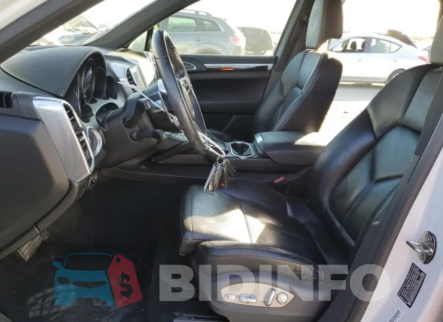 WP1AA2A21HKA87046 Photo# 7
