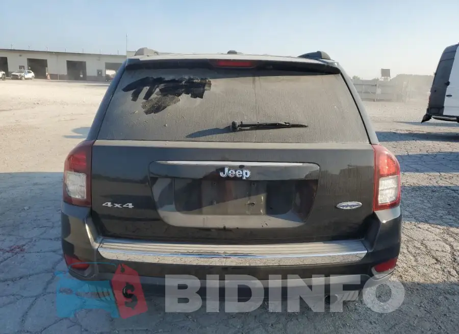 1C4NJDEB5GD772341 Photo# 6