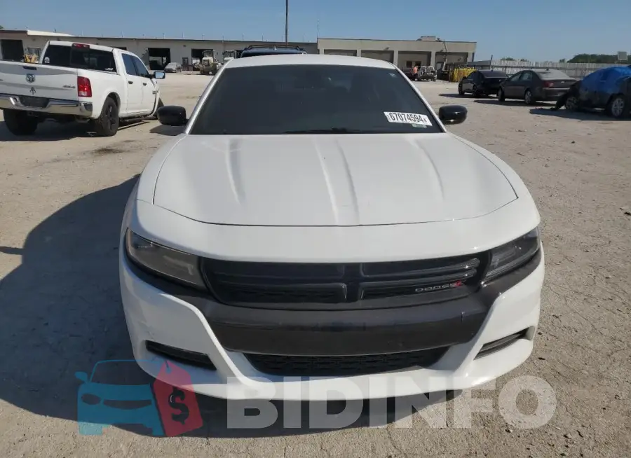2C3CDXHG1GH246884 Photo# 5
