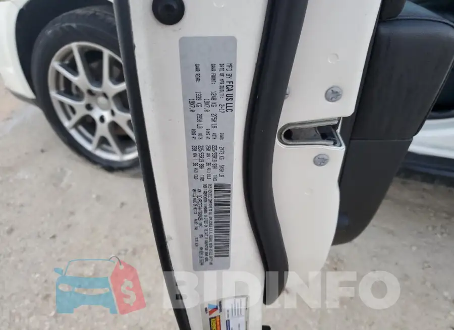 3C4PDCEG4HT602425 Photo# 13