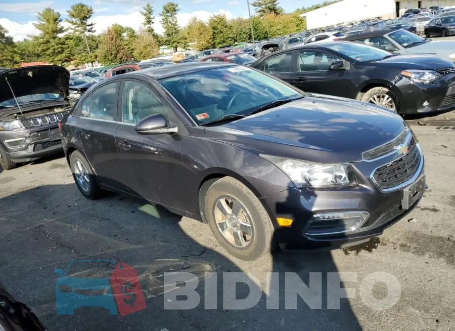 1G1PE5SBXG7147240 Photo# 4
