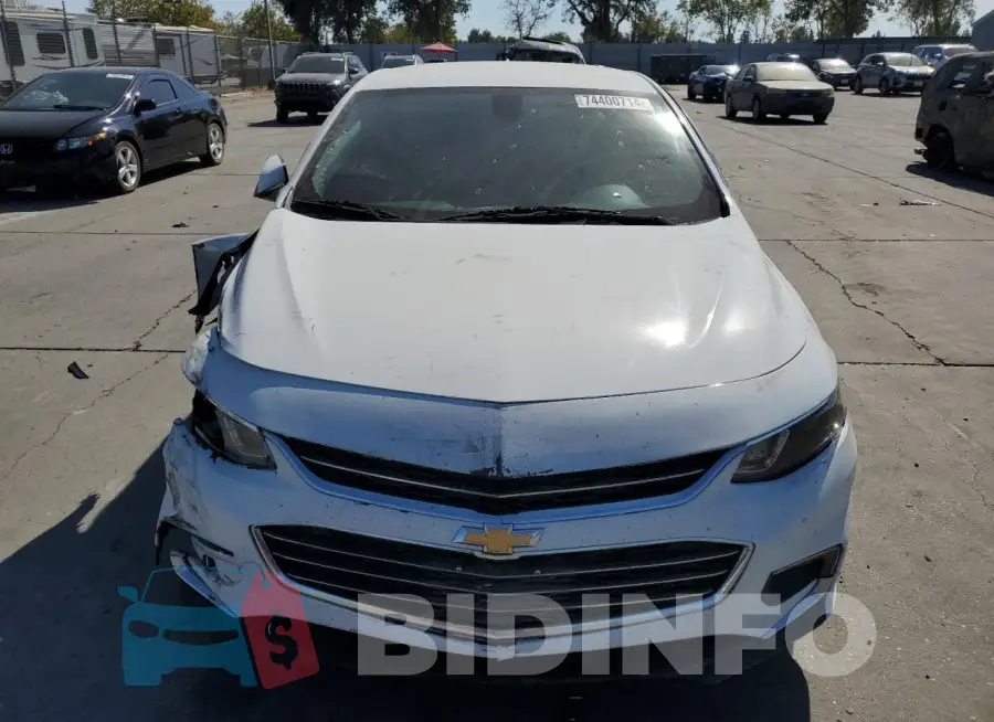 1G1ZD5ST5JF140780 Photo# 5