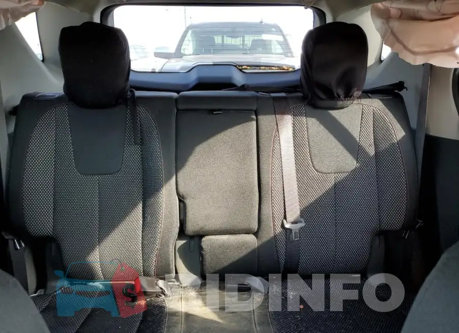2GNFLFEK7H6285823 Photo# 10