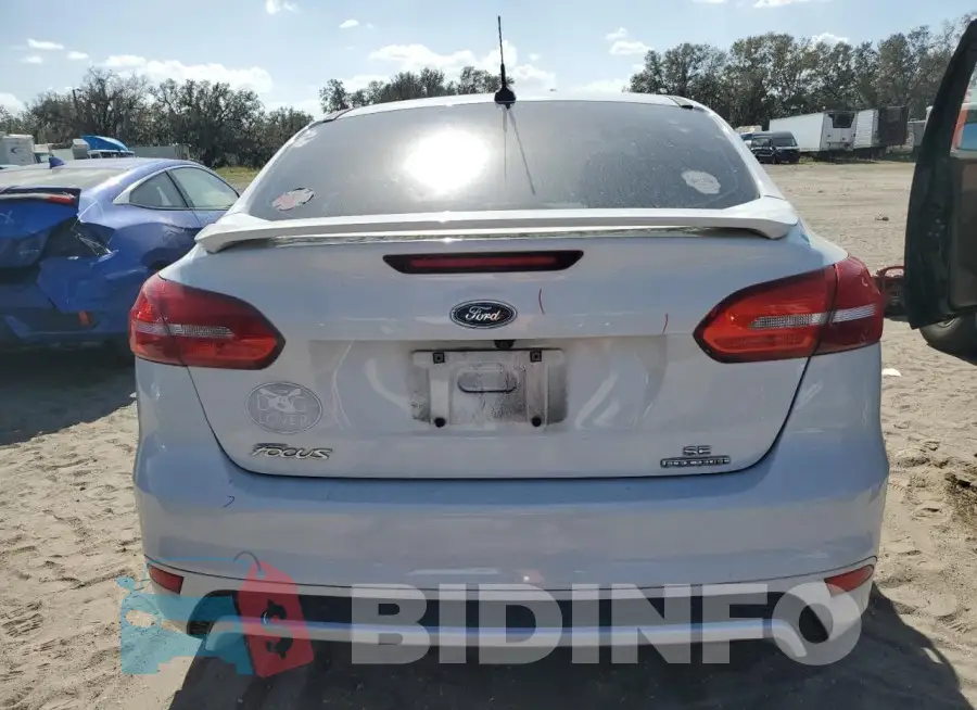 1FADP3F26GL207420 Photo# 6