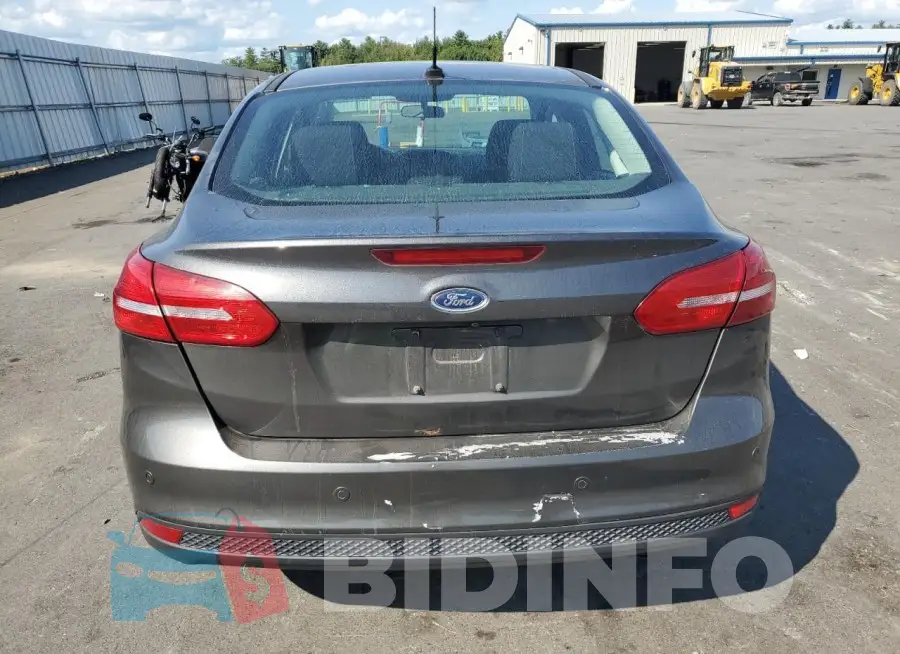 1FADP3F28GL278814 Photo# 6