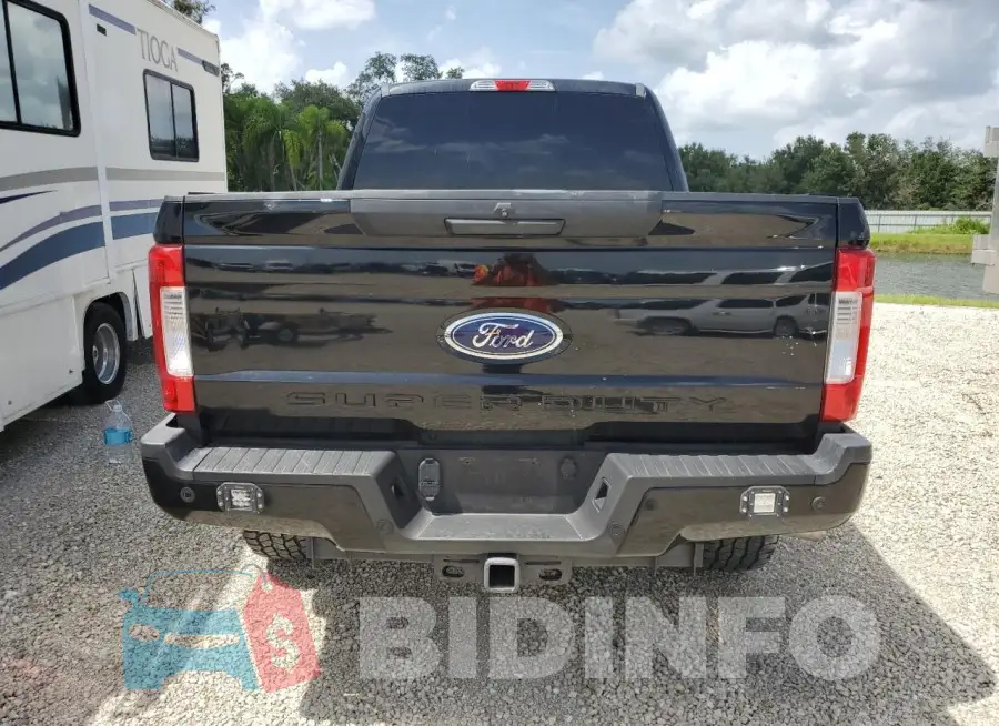 1FT8W3BT2JEB24835 Photo# 6