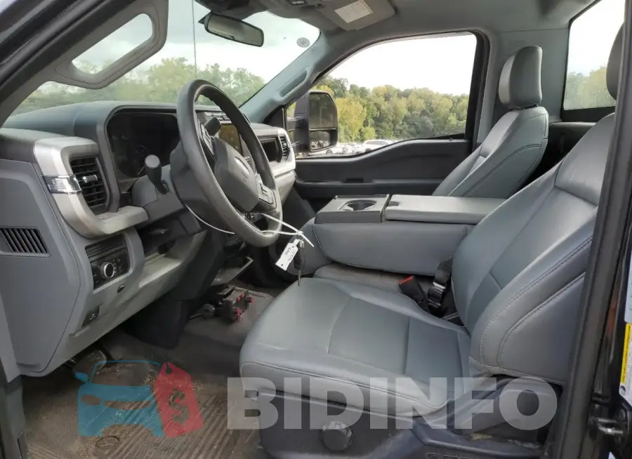1FTBF2BA6PED24317 Photo# 7